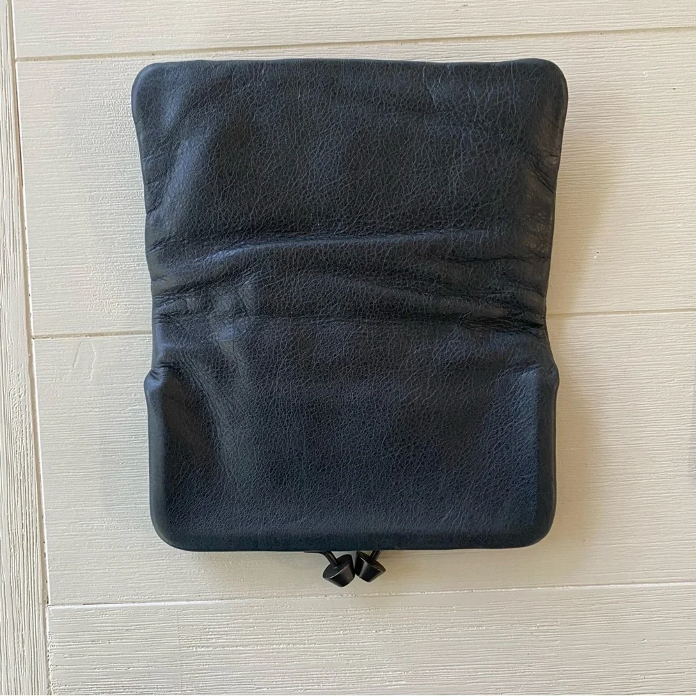 BRAND NEW BALENCIAGA WALLET - Picture 6 of 6